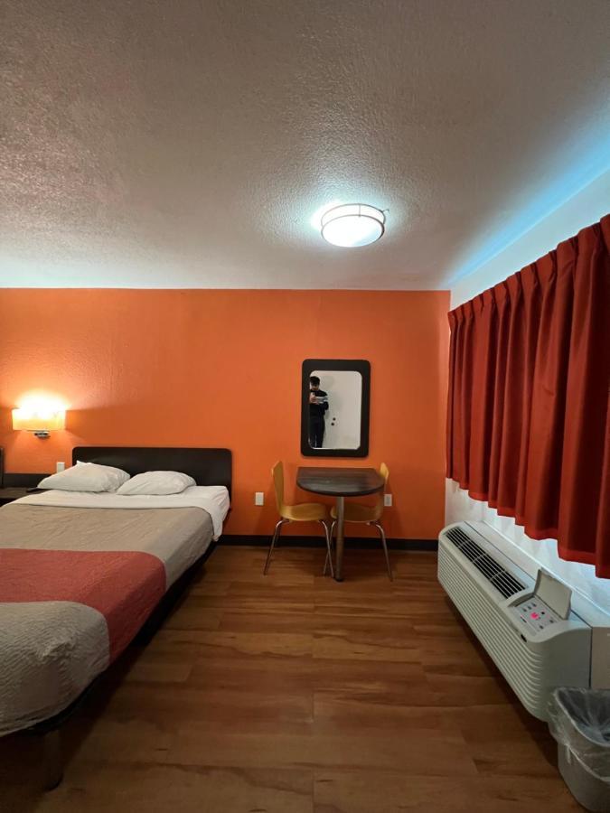 Motel 6 Lake Charles, La Eksteriør bilde
